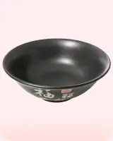 Cuenco de ramen con la letra Fu